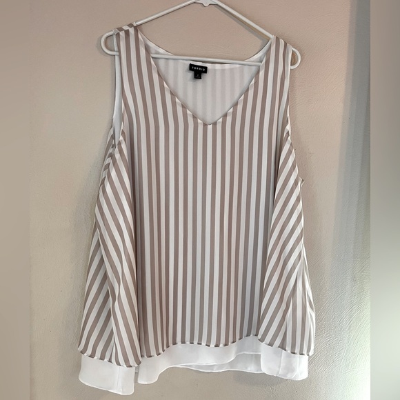 Torrid blouse womens 2X sleeveless tan white striped lined flowy light minimal - Picture 1 of 11